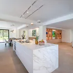 Natura Вилла *